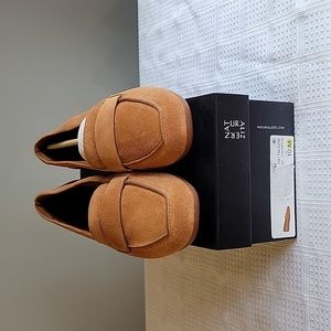 NWB suede loafer flats by Natural